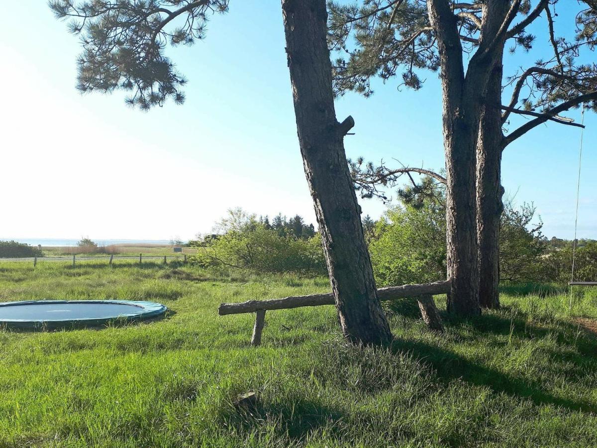 5 Person Holiday Home In R M Kongsmark Rom bilde